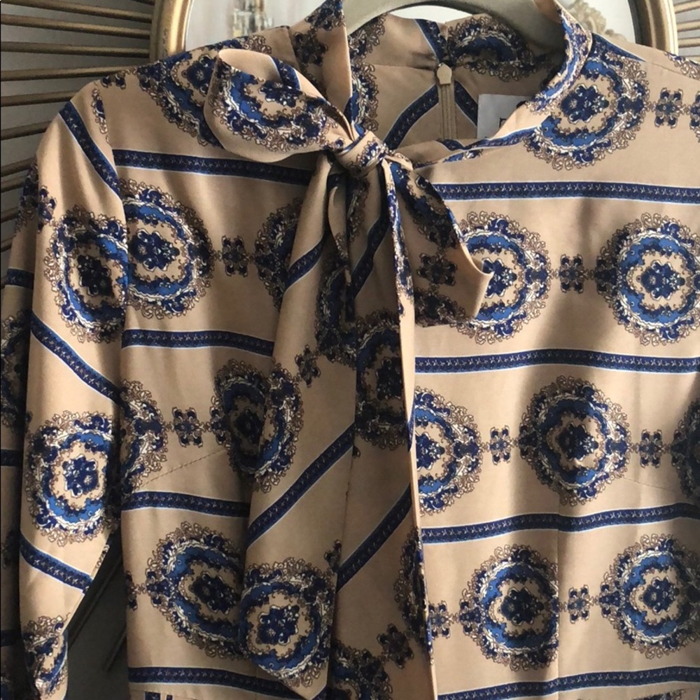 Blue and tan never worn dress with tie